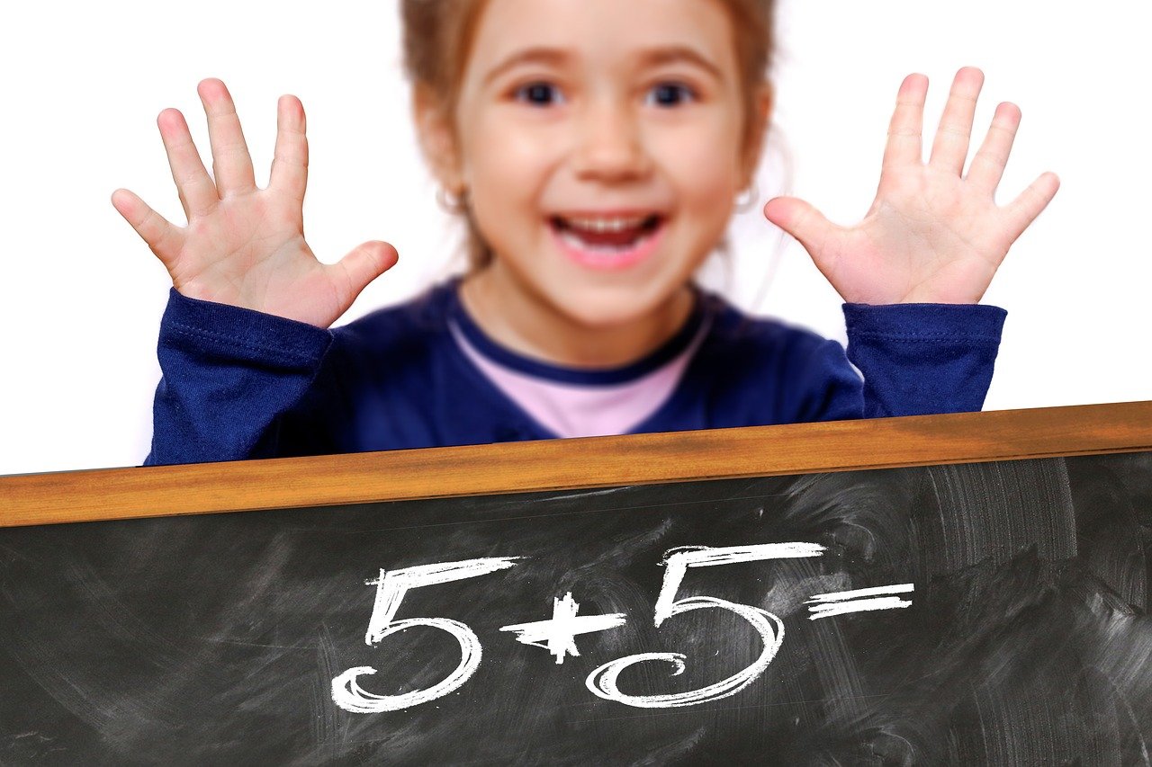 幼儿园徒手游戏三百种，激发孩子无限潜能